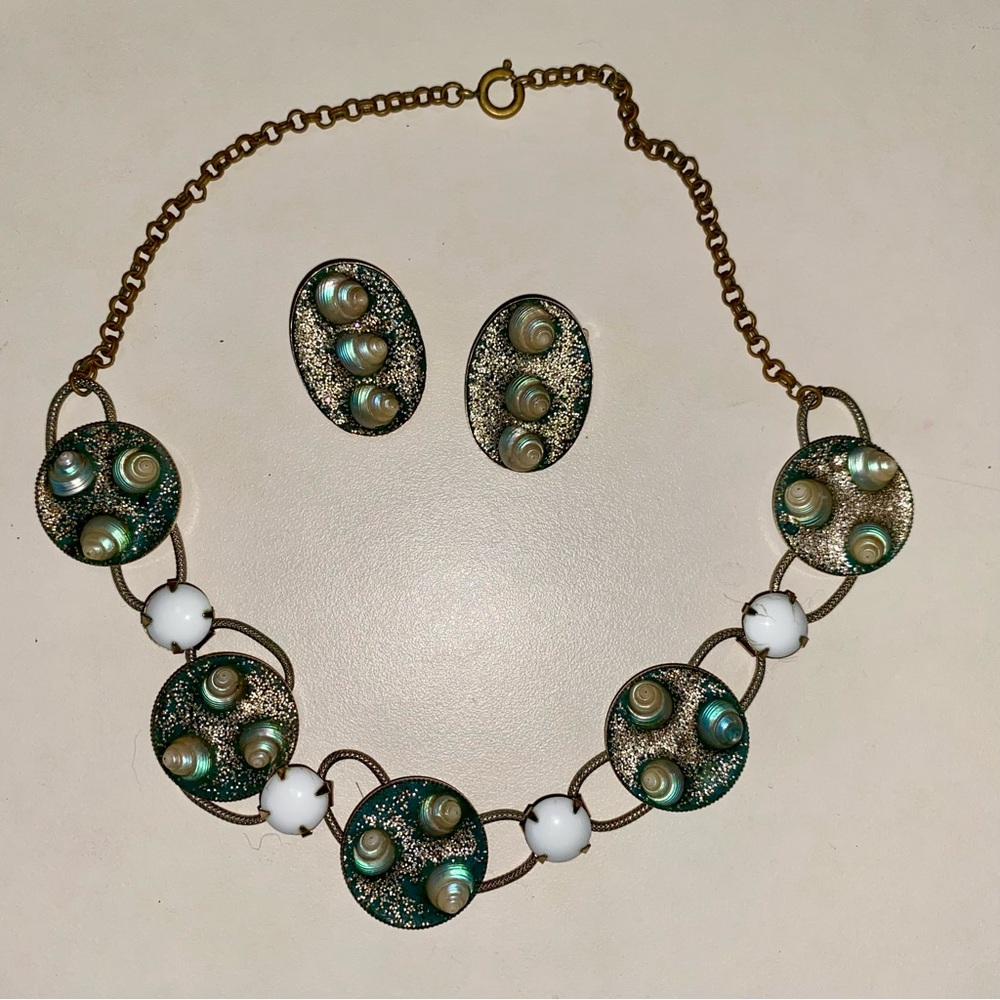 Vintage Shell and Glitter Necklace and Earring Set With White Cabochons